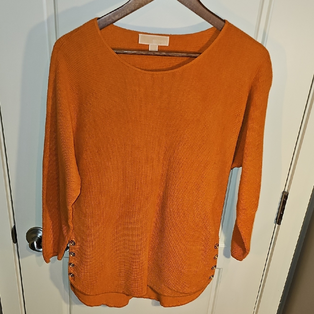 Michael Kors Orange Knit Sweater. SIZE L